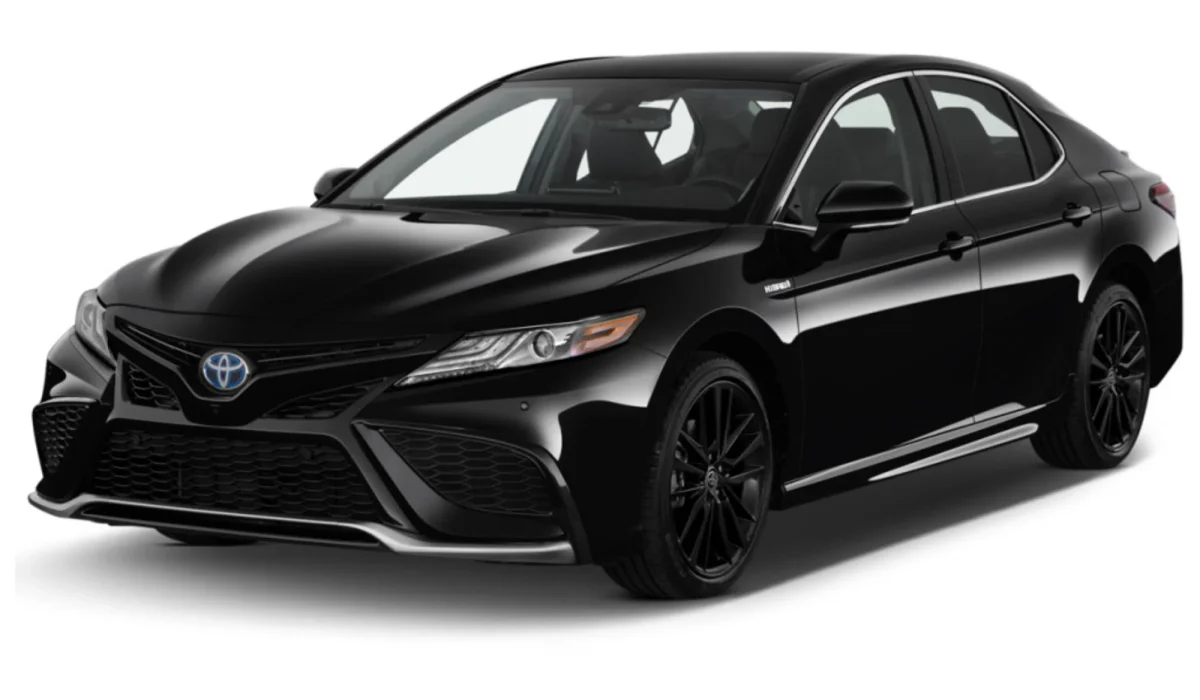 Toyota Camry – automatik rent a car